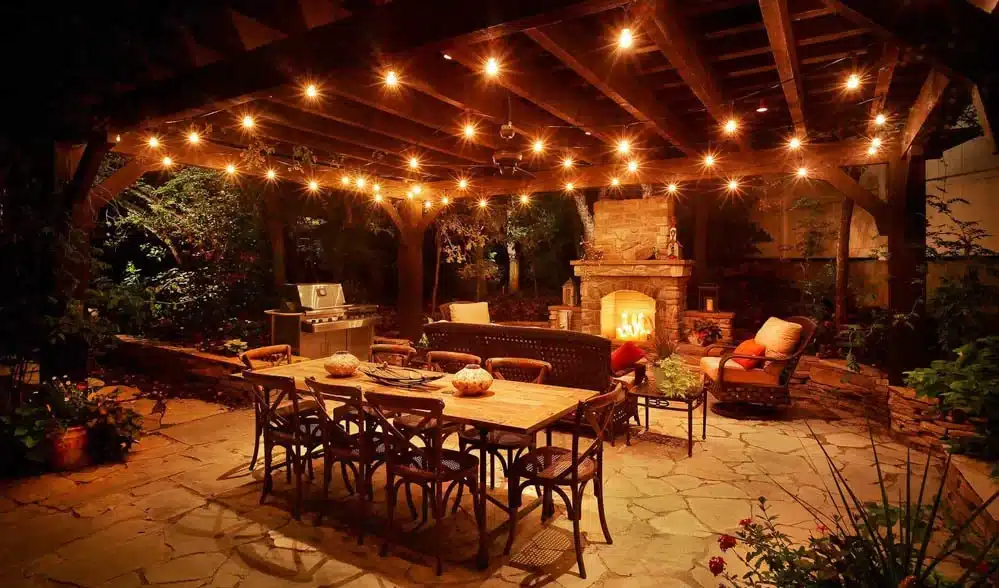 17 Back Porch Ideas to Make the Most of Your Outdoor Space 11 thechristmaspalace blog 999x588 led string lights 01